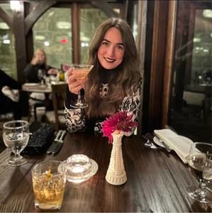 Meet your Posher, Metta